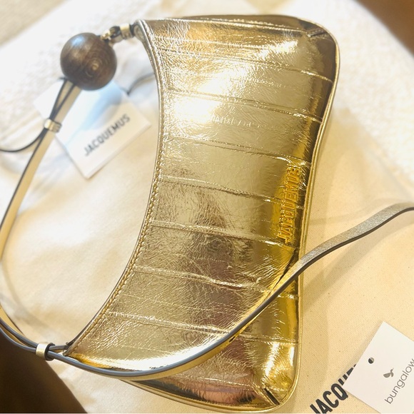 Jacquemus
Le Bisou Perle Striped Shoulder Bag - Picture 12 of 12